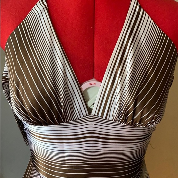 Dress - Picture 2 of 5